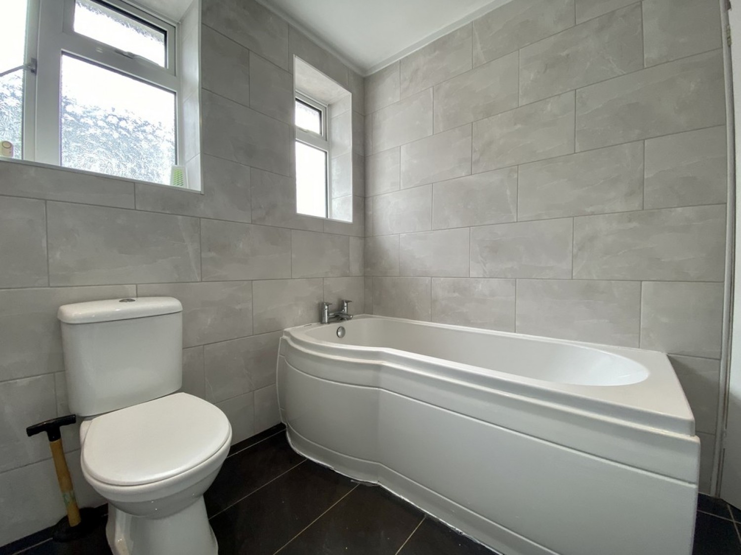4 bedroom Bungalow for Letting Corbiere Avenue, Poole