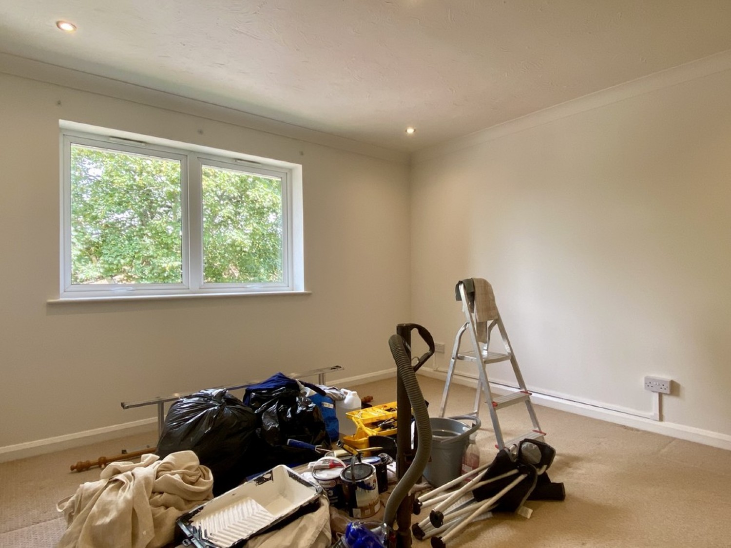 2 bedroom Flat for Letting Penn Hill Avenue, Lower Parkstone