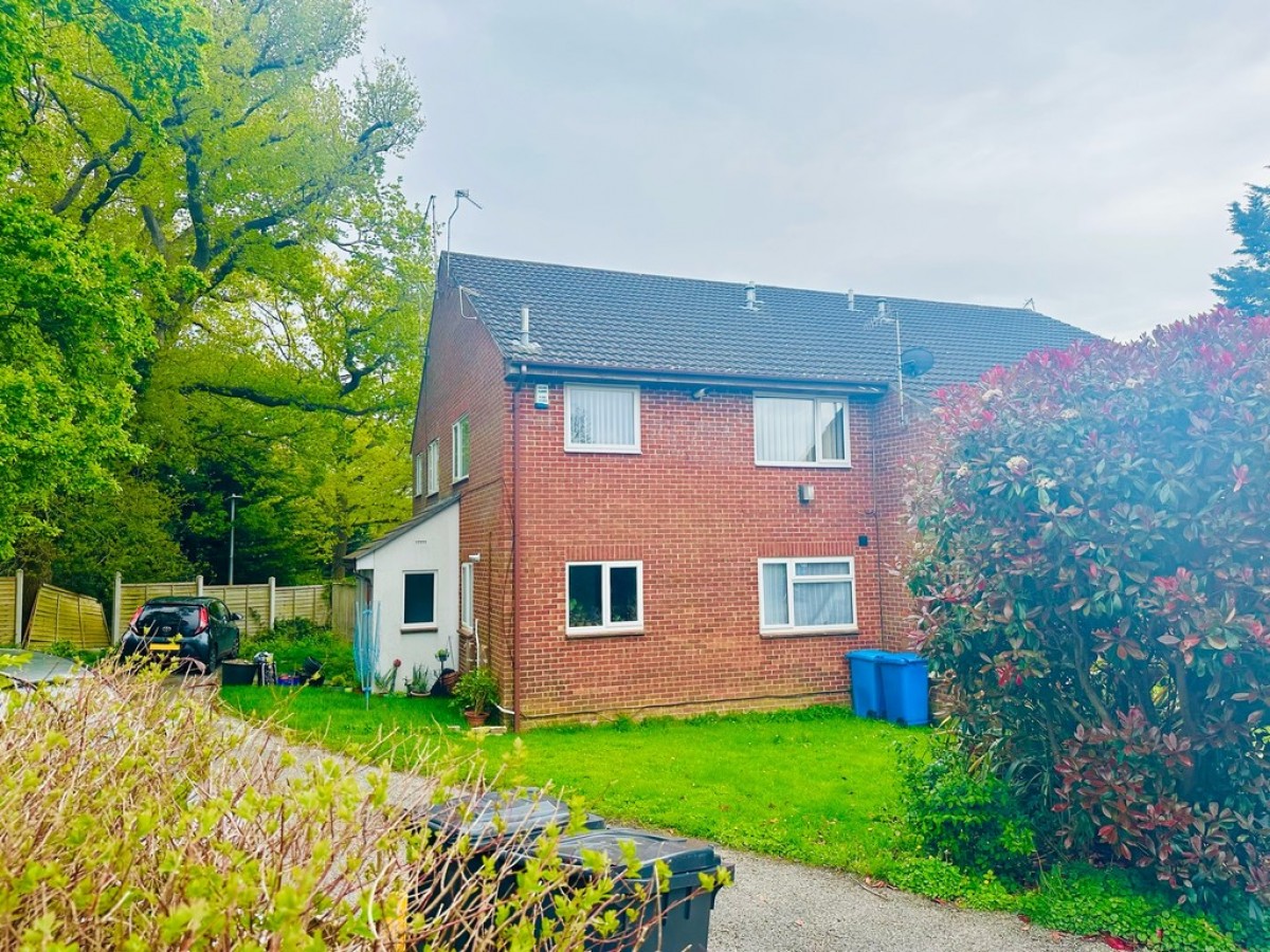 Viscount Walk, Bearwood, Bournemouth