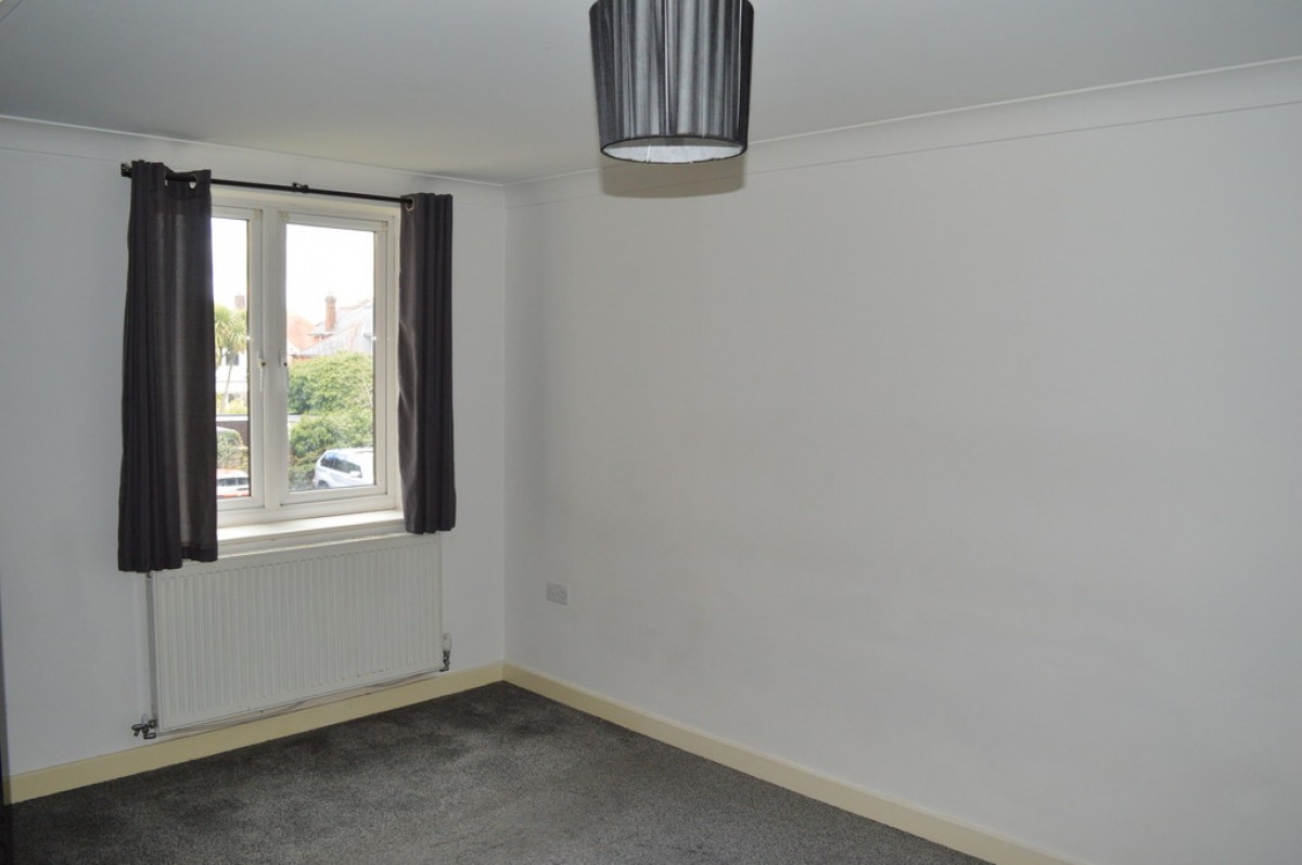 Flat 7 Kingsholme, 148 Richmond Park Road