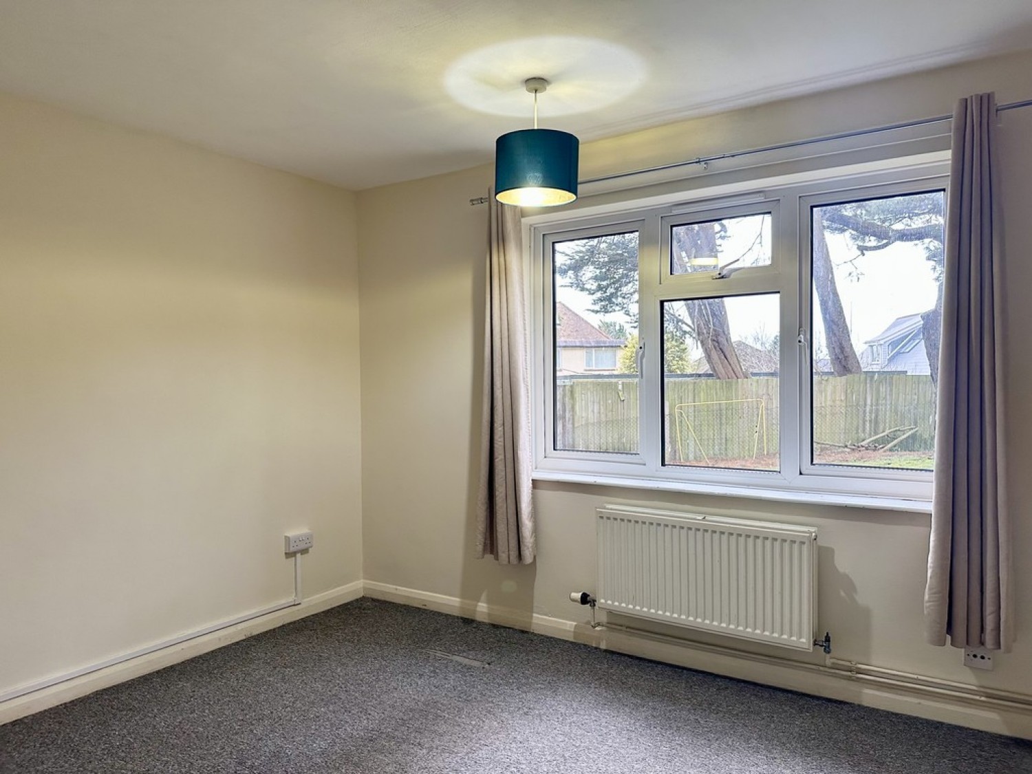 2 bedroom Flat for Letting Kangaw Place, Hamworthy