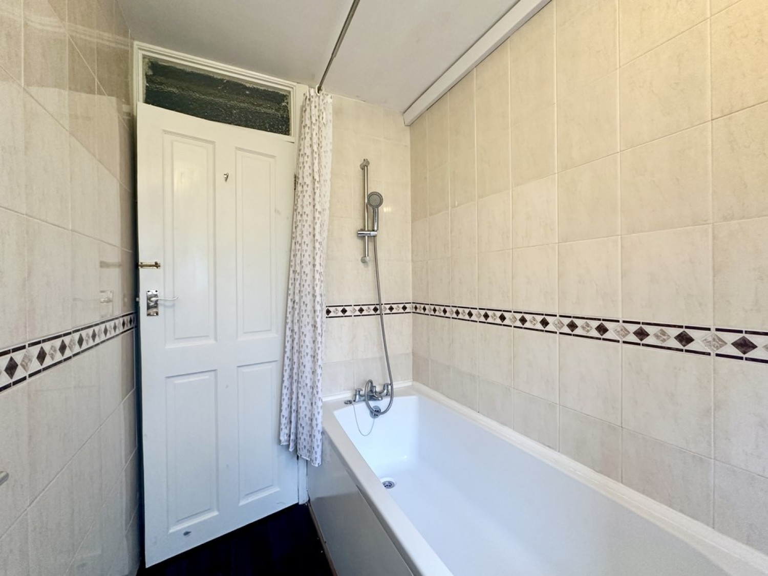 2 bedroom Flat for Letting Kangaw Place, Hamworthy