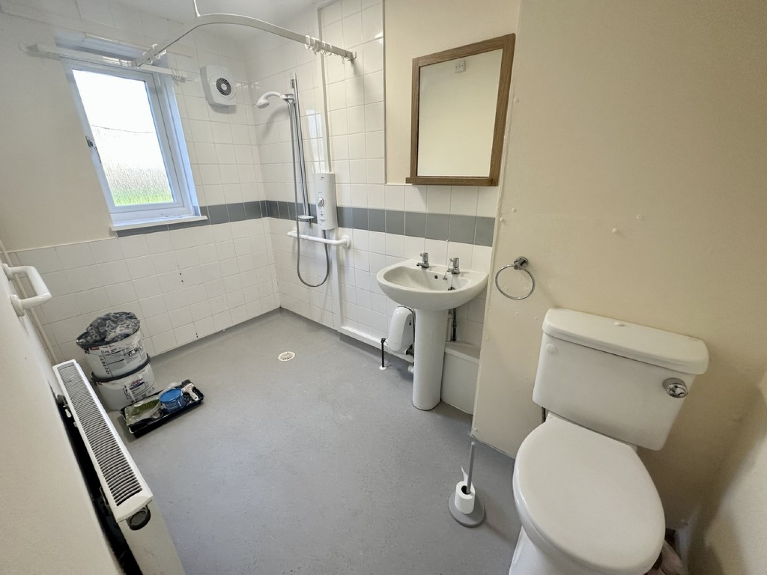1 bedroom Flat for Letting Downey Close, Wallisdown, Bournemouth