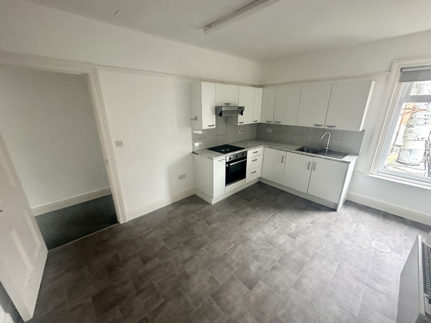 2 bedroom Flat for Letting Christchurch Road, Boscombe