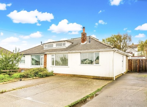 Foxholes Road, Oakdale