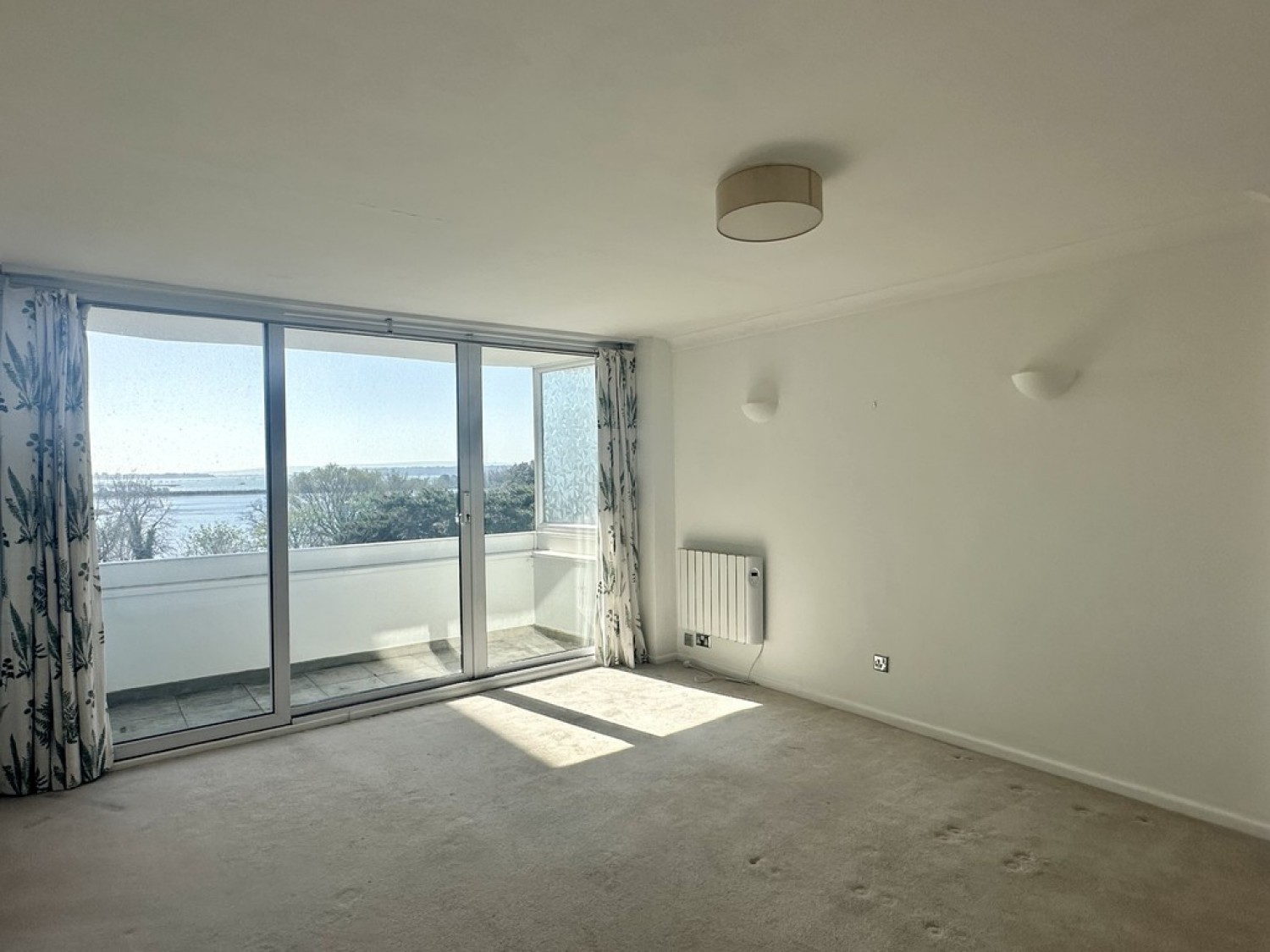 2 bedroom Flat for Letting Poole, Dorset