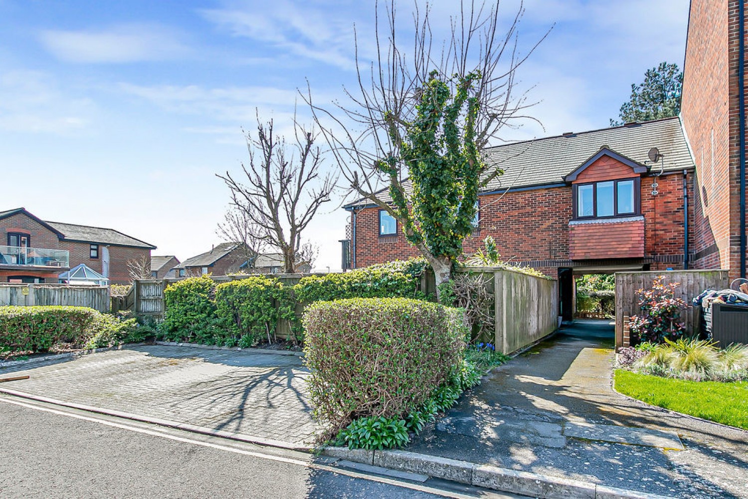 1 bedroom Flat for Sale Lander Close, Baiter Park