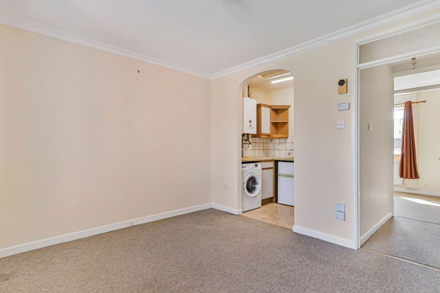 1 bedroom Flat for Sale Lander Close, Baiter Park