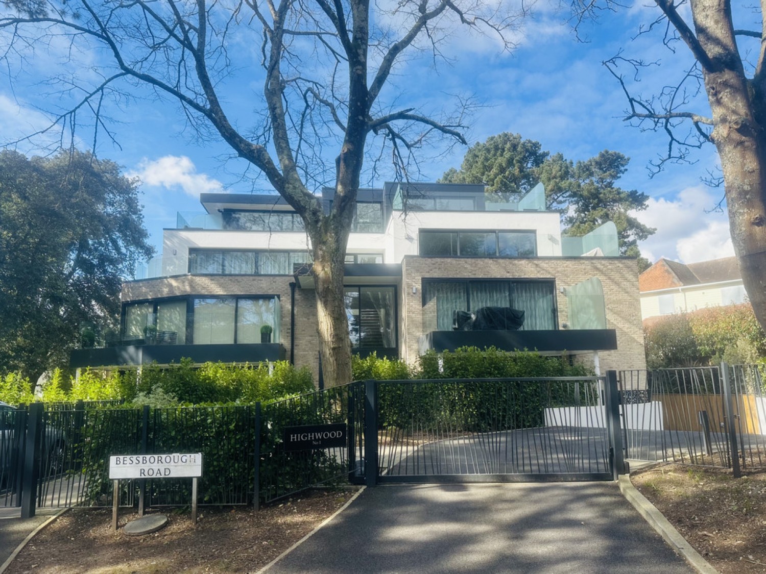 3 bedroom Flat for Letting Bessborough Road, Canford Cliffs, Poole