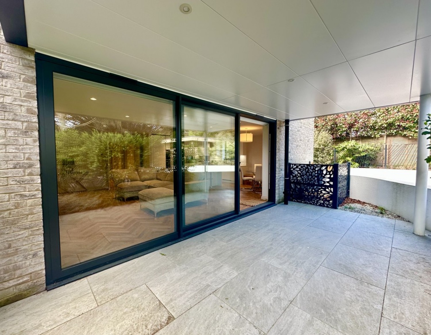 3 bedroom Flat for Letting Bessborough Road, Canford Cliffs, Poole