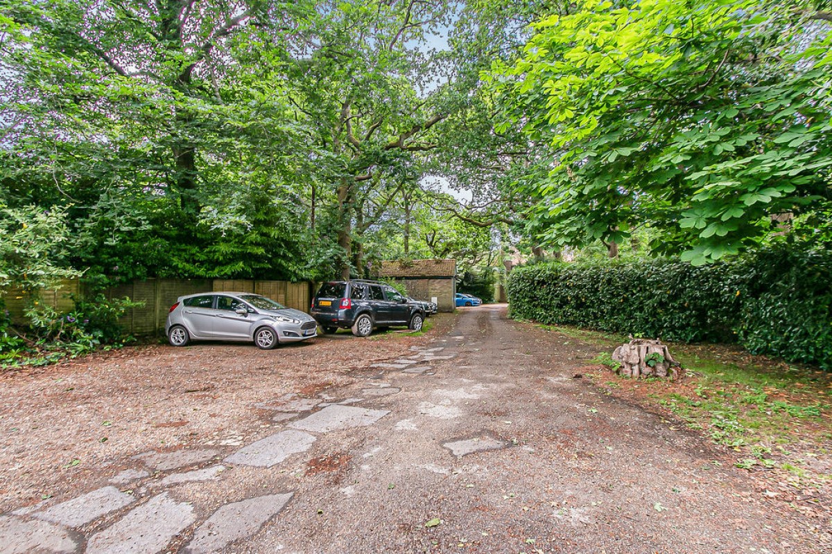 Hermitage Road