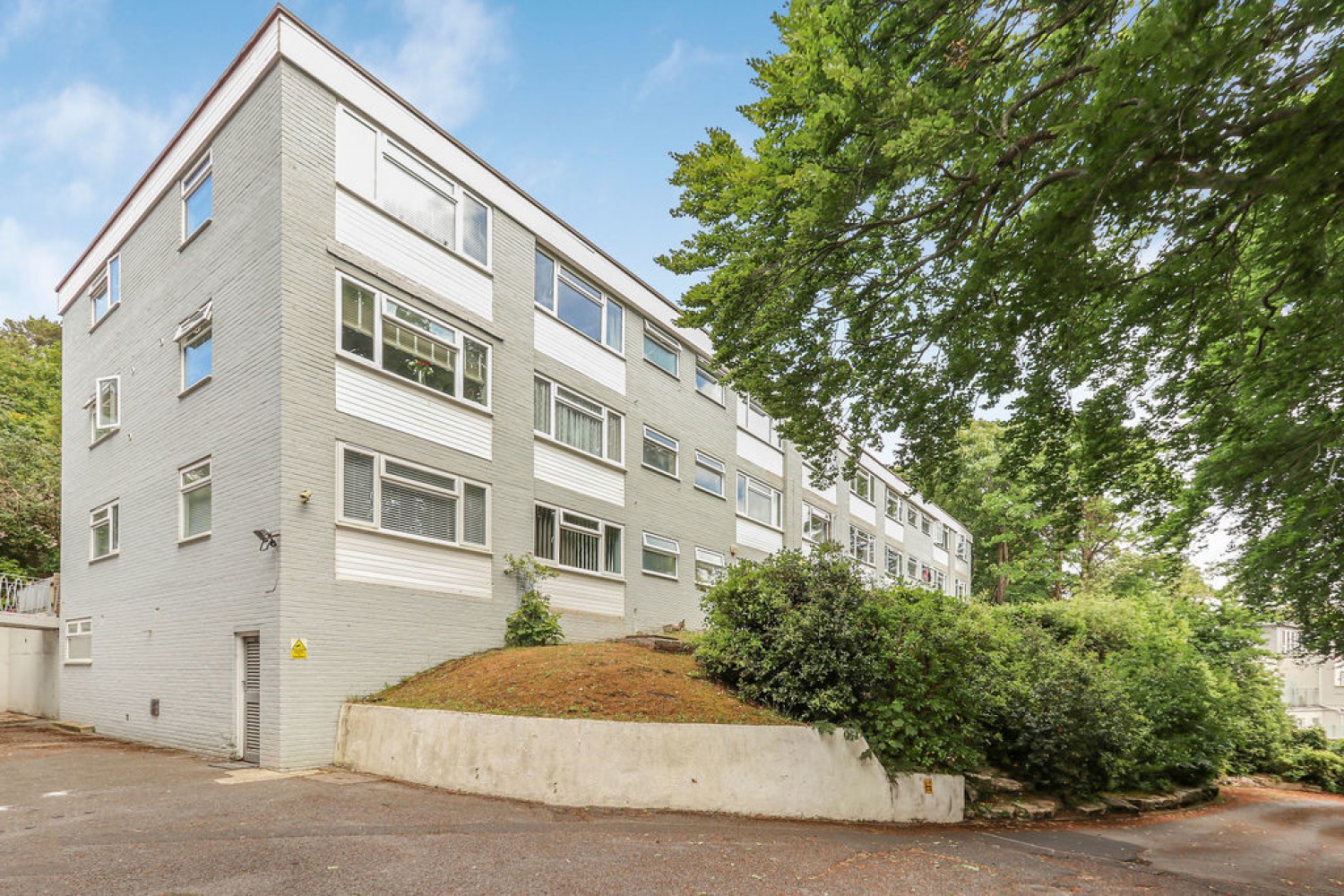 Bournemouth Road, Ashley Cross, Poole