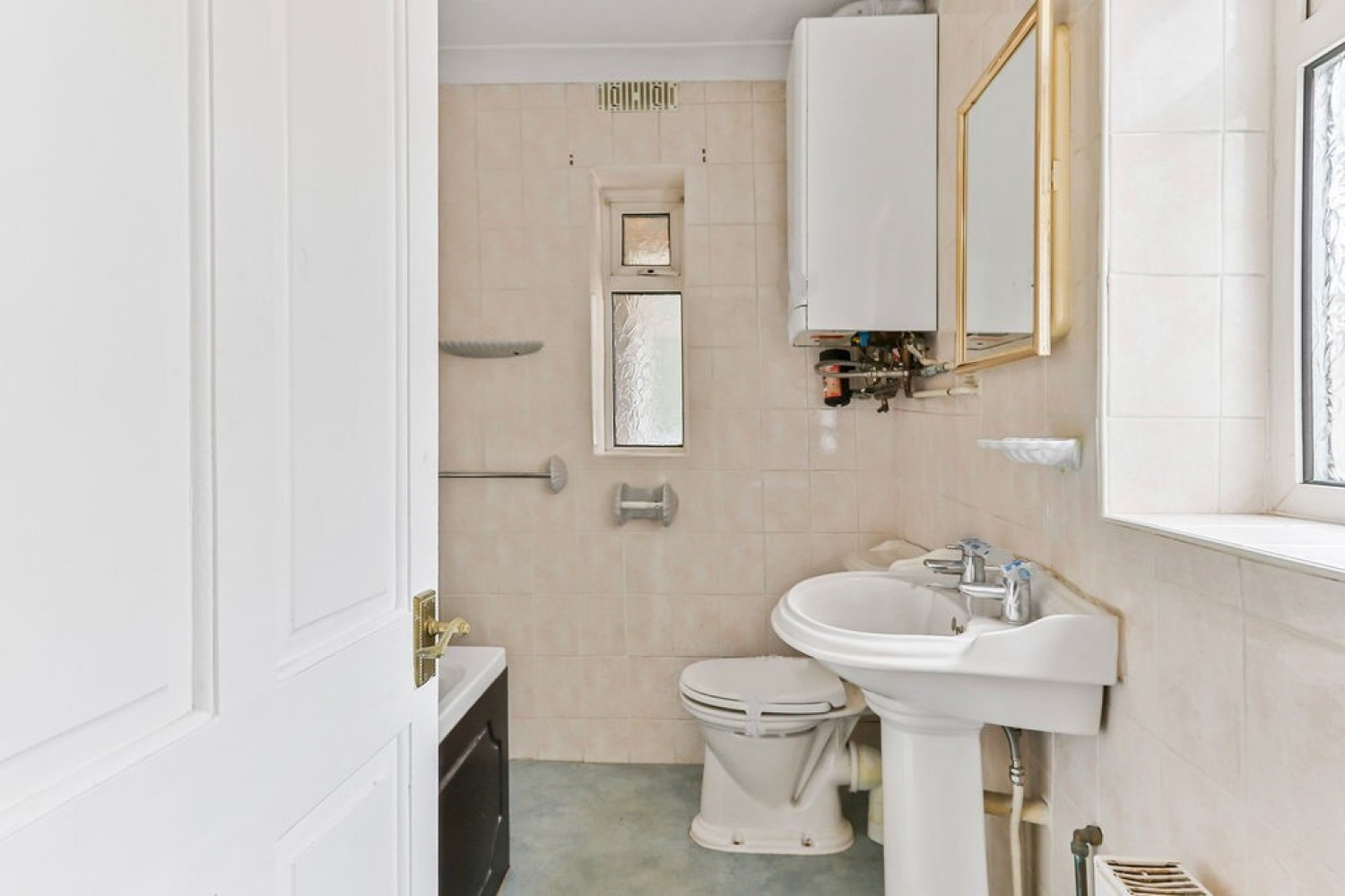 3 bedroom House in Skinner Street, Poole