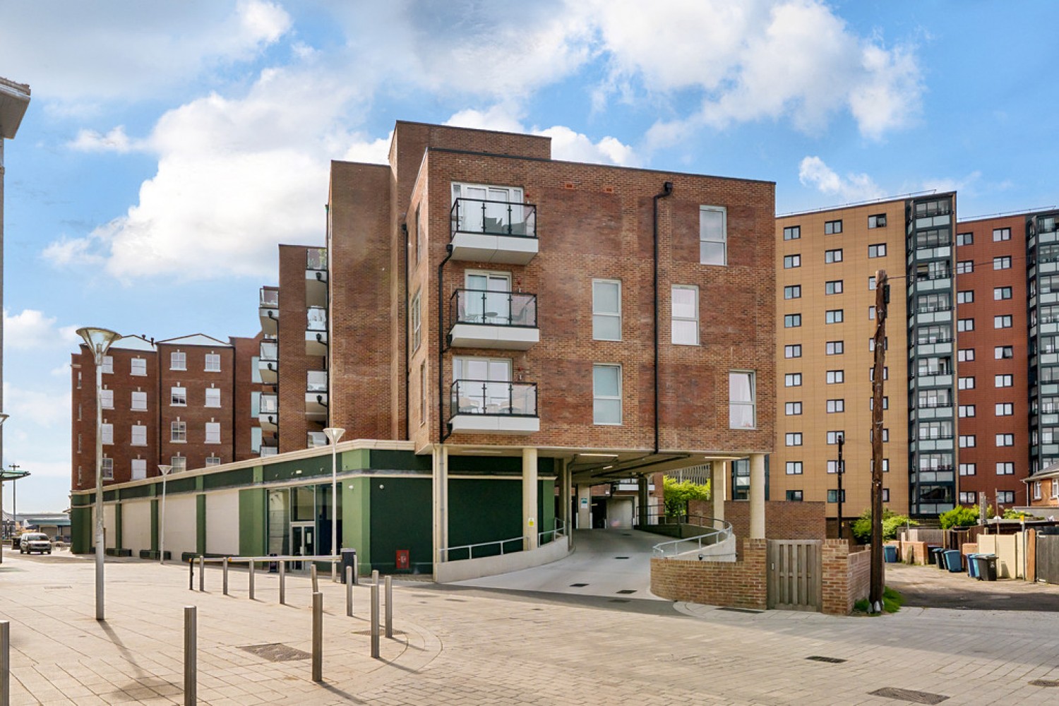 1 bedroom Flat in East Quay Road, Poole