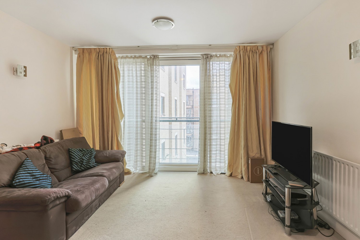 1 bedroom Flat for Sale Dolphin Quays, The Quay