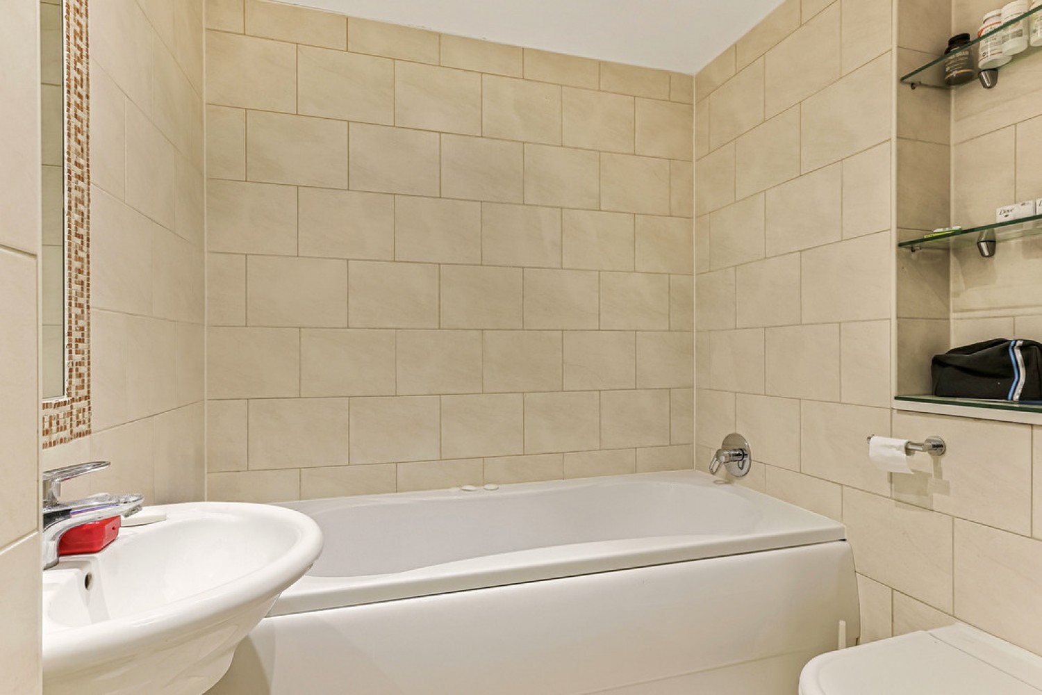 1 bedroom Flat for Sale Dolphin Quays, The Quay