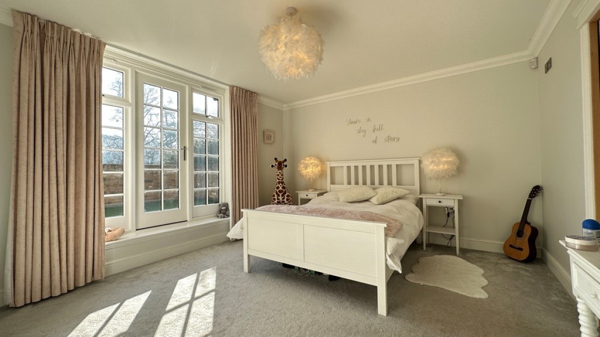 Brownsea View Avenue, Lilliput, Poole