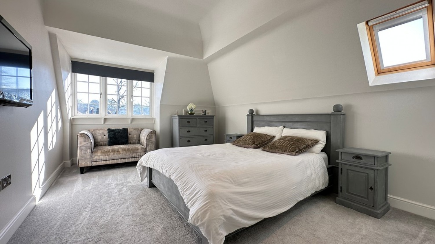 6 bedroom House in Brownsea View Avenue, Lilliput, Poole