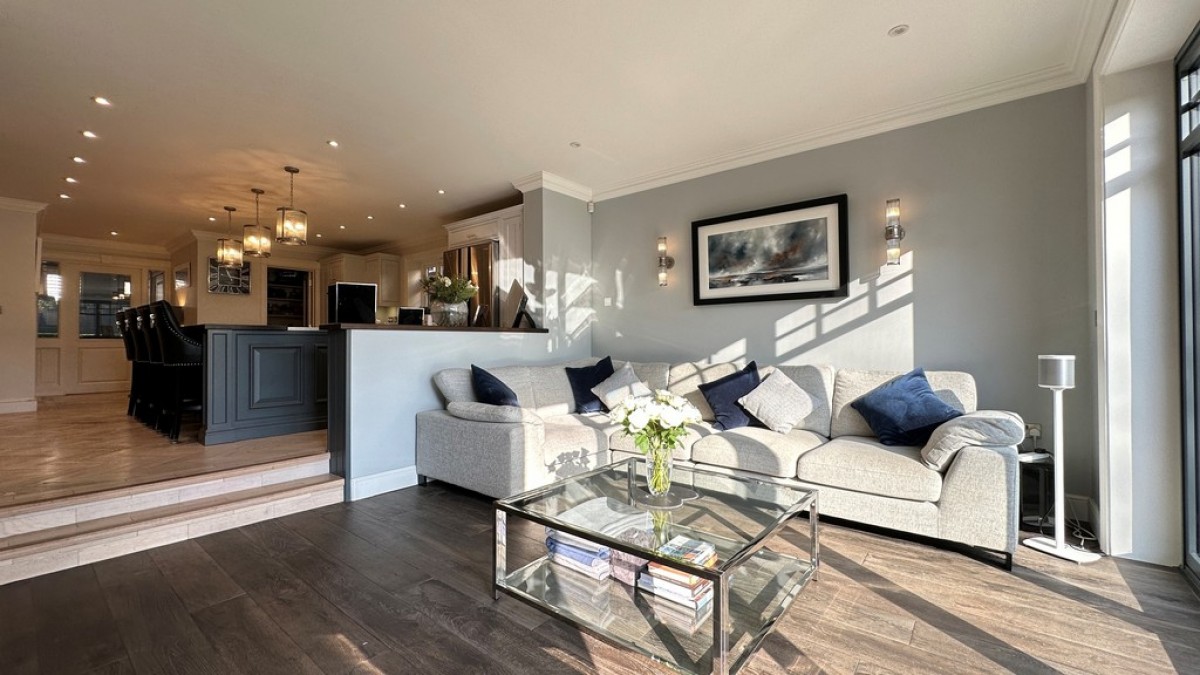 Brownsea View Avenue, Lilliput, Poole