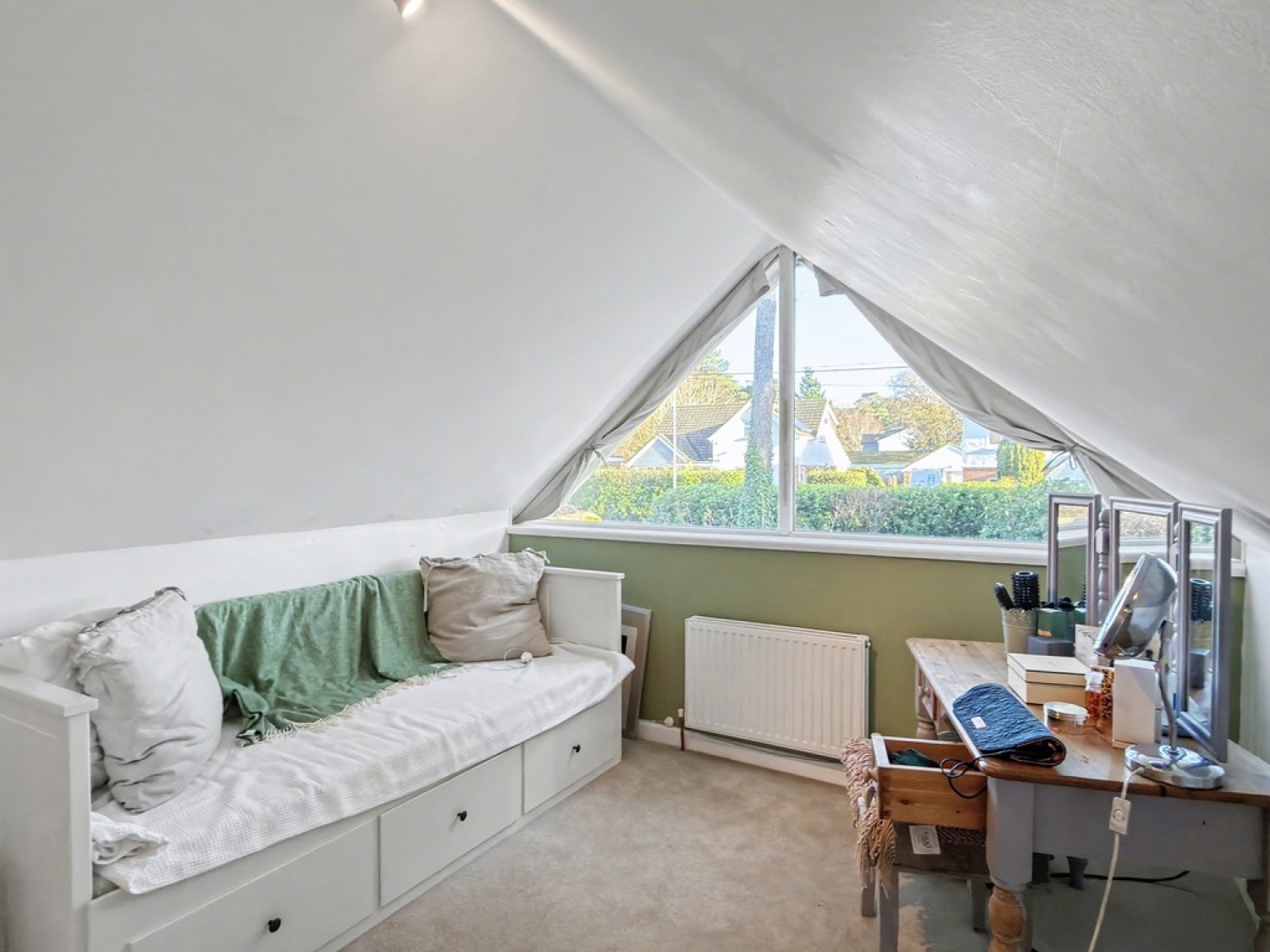 4 bedroom House in Pilford Heath Road, Colehill