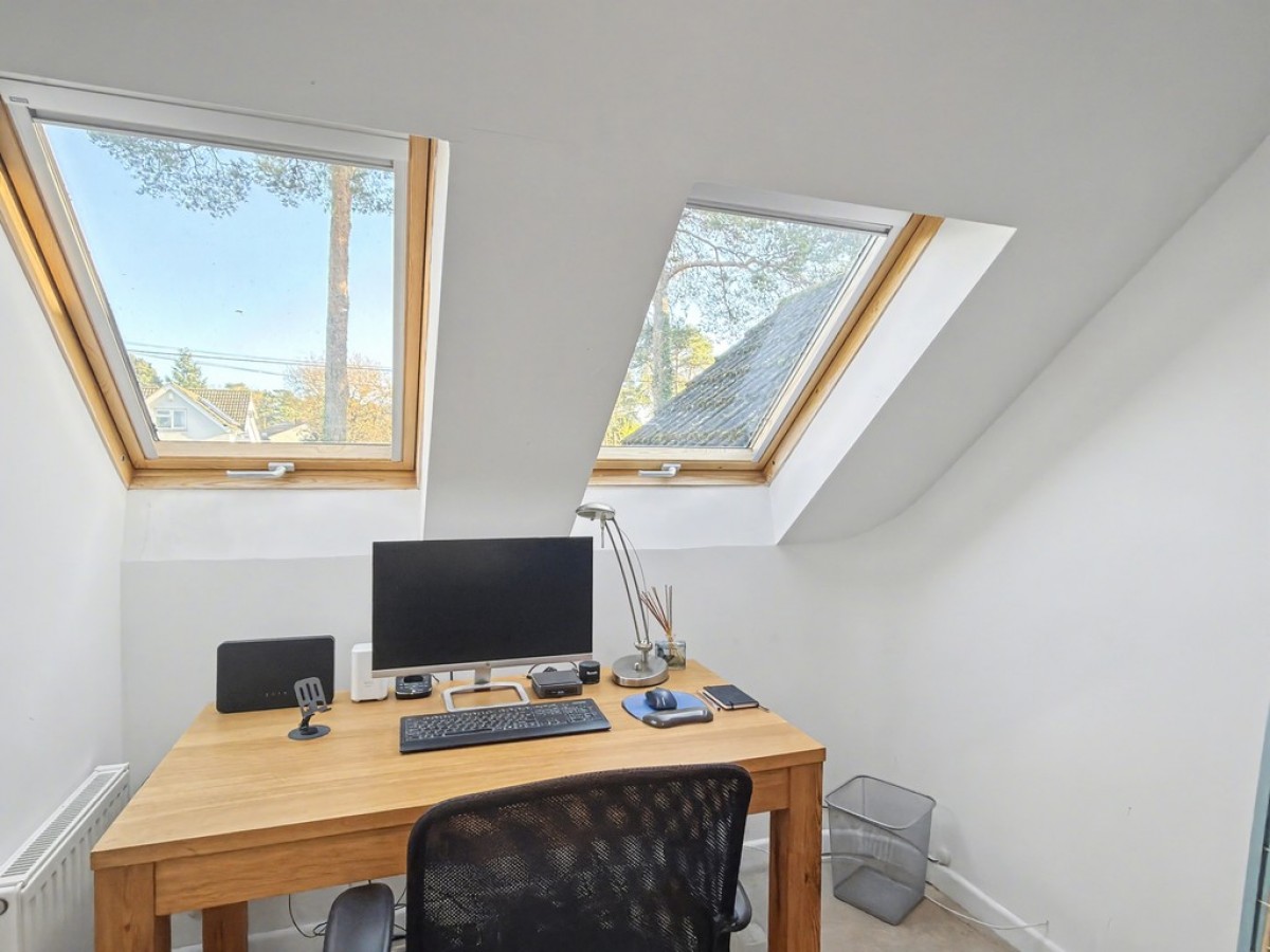 Pilford Heath Road, Colehill