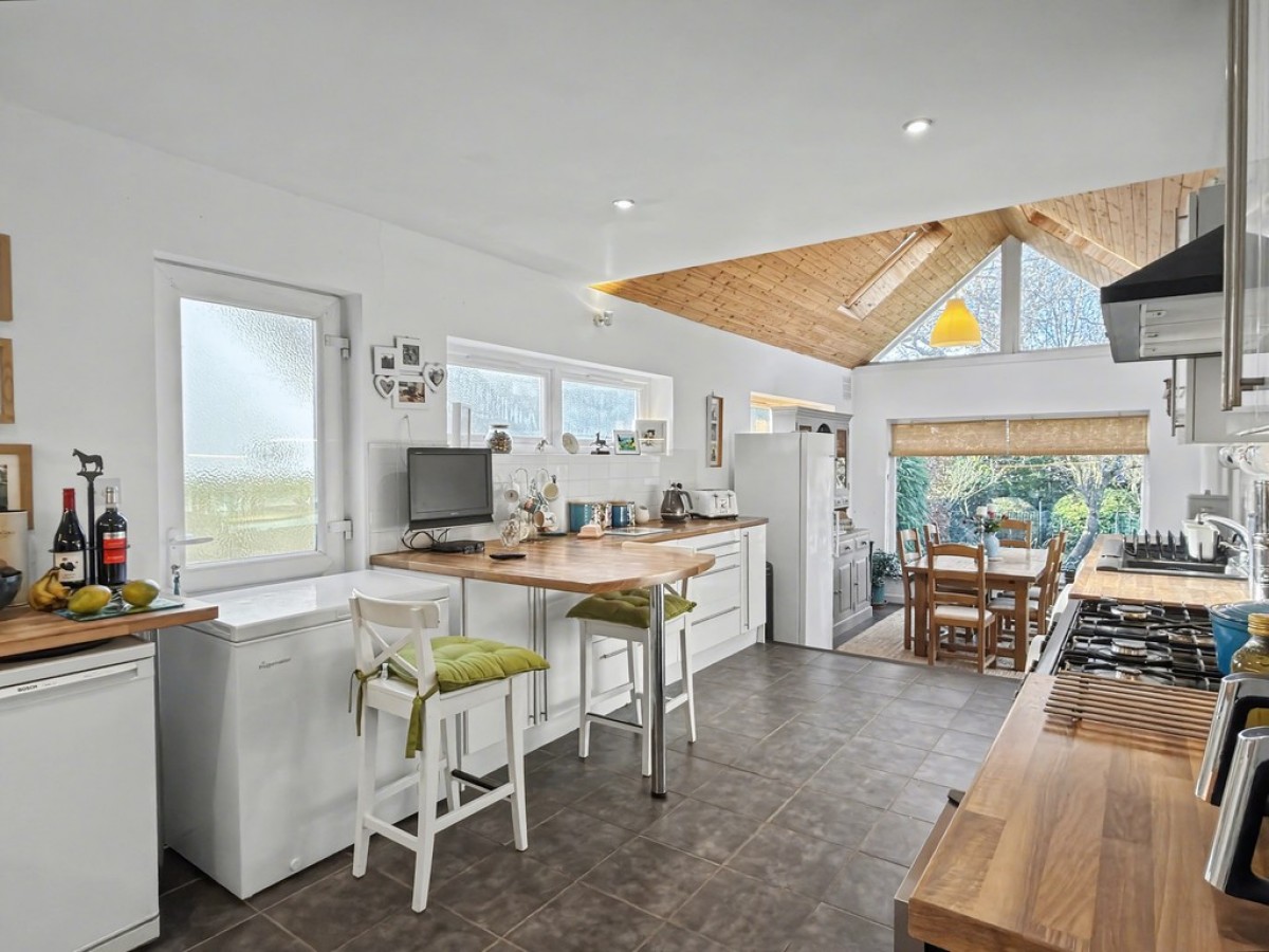 Pilford Heath Road, Colehill