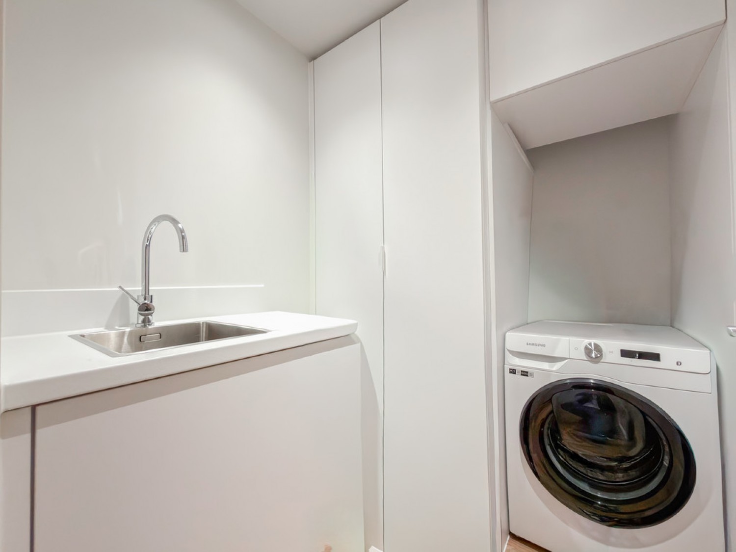 3 bedroom Flat in Bessborough Road, Canford Cliffs , Poole