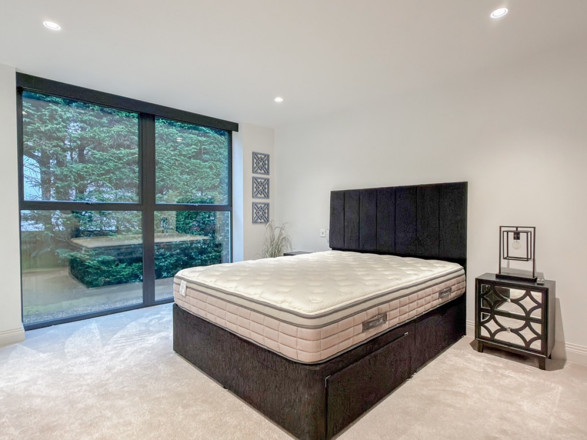 Bessborough Road, Canford Cliffs , Poole