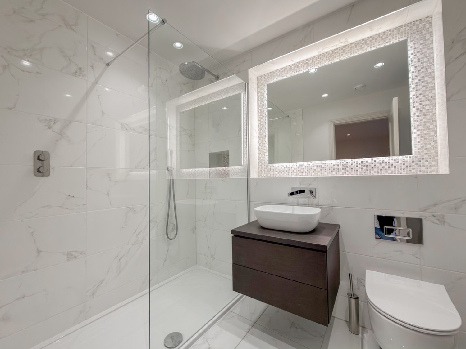 3 bedroom Flat in Bessborough Road, Canford Cliffs , Poole