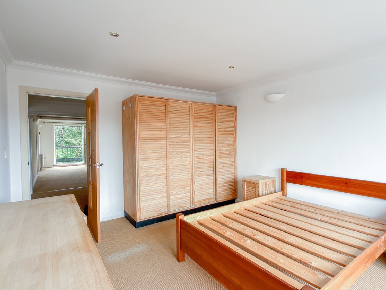 2 bedroom Flat for Letting The Avenue, Poole