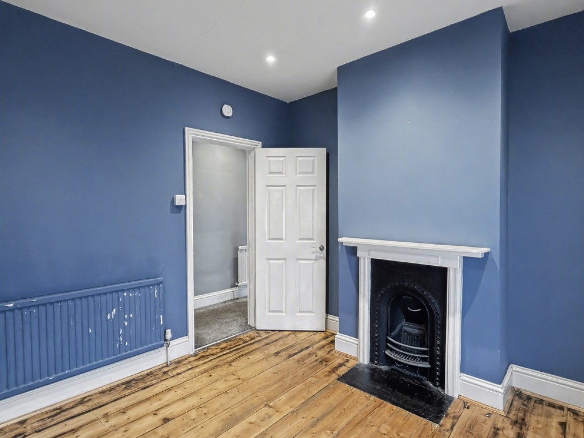 Lodge Close, Penn Hill