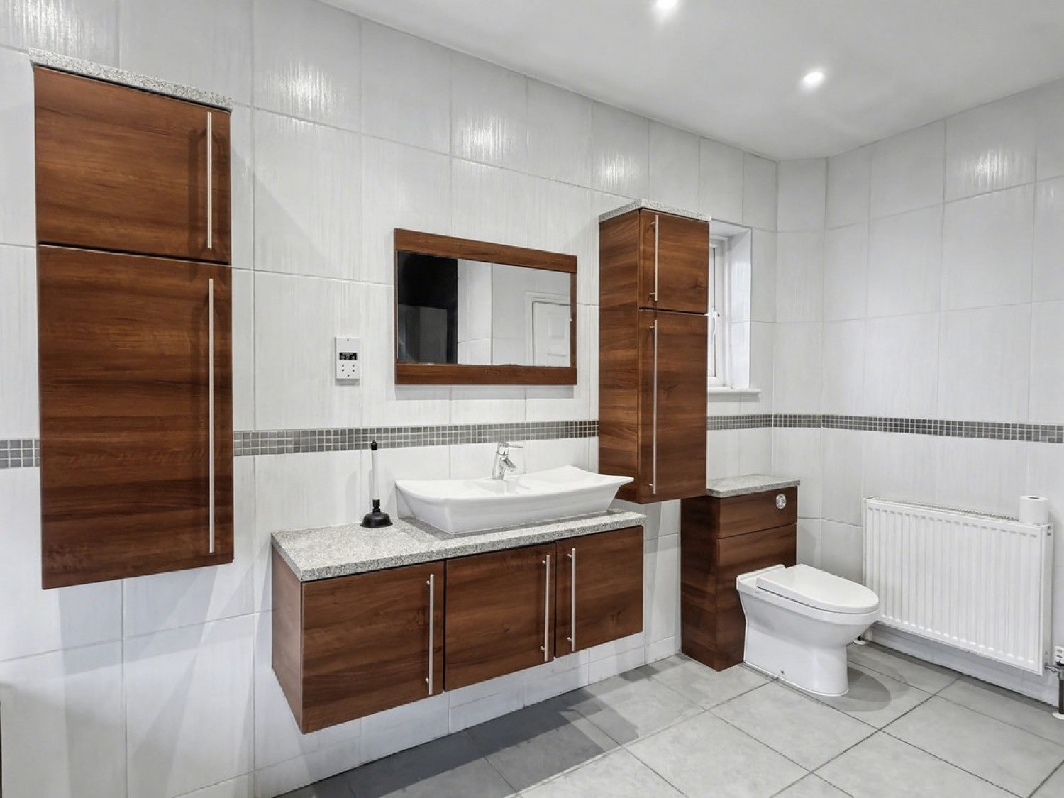 Lodge Close, Penn Hill