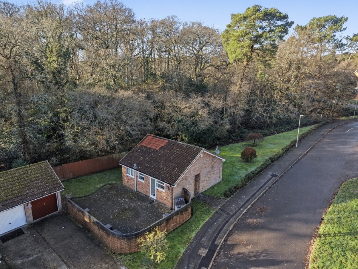 Grebe Close, Creekmoor