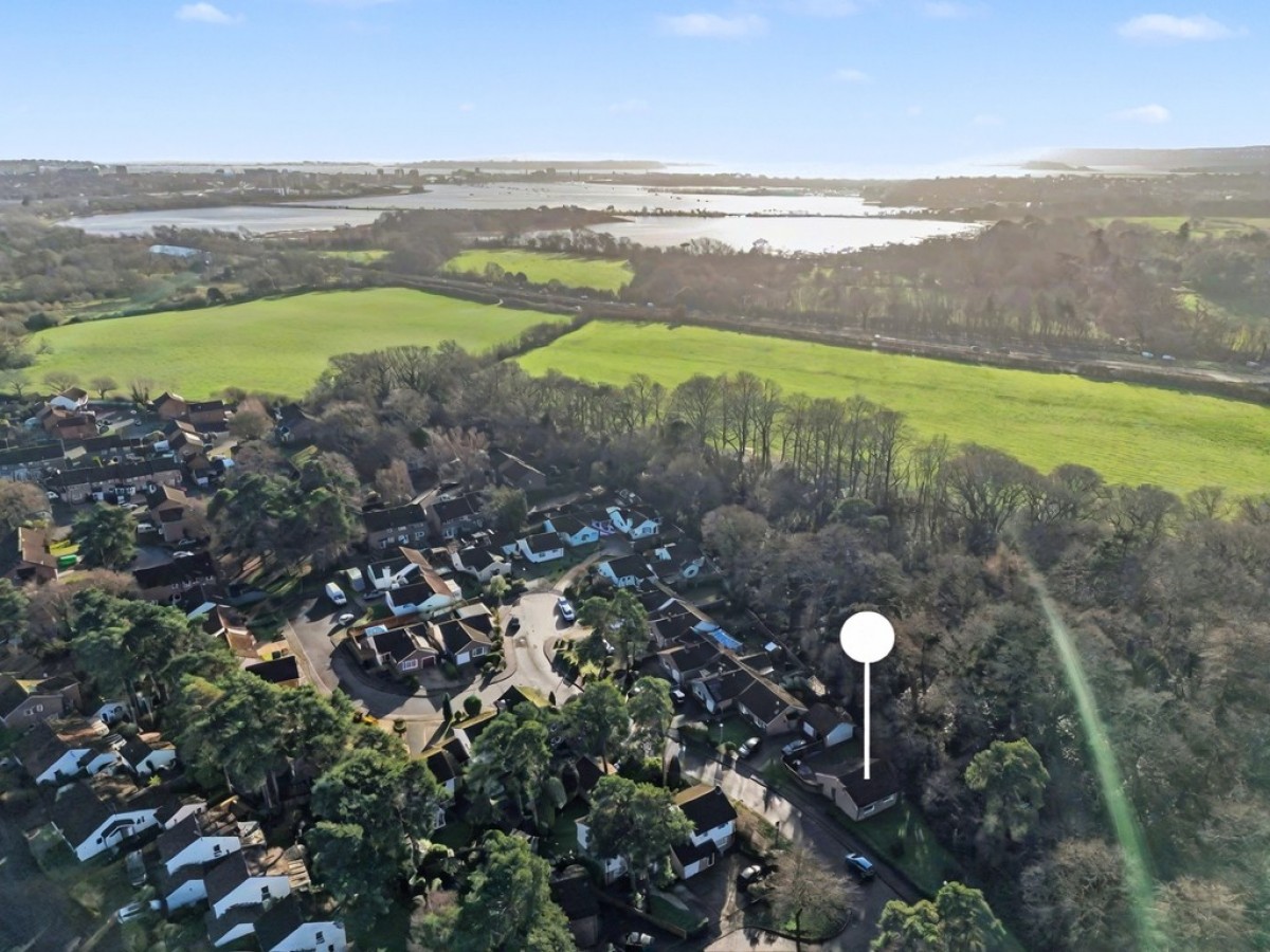 Grebe Close, Creekmoor