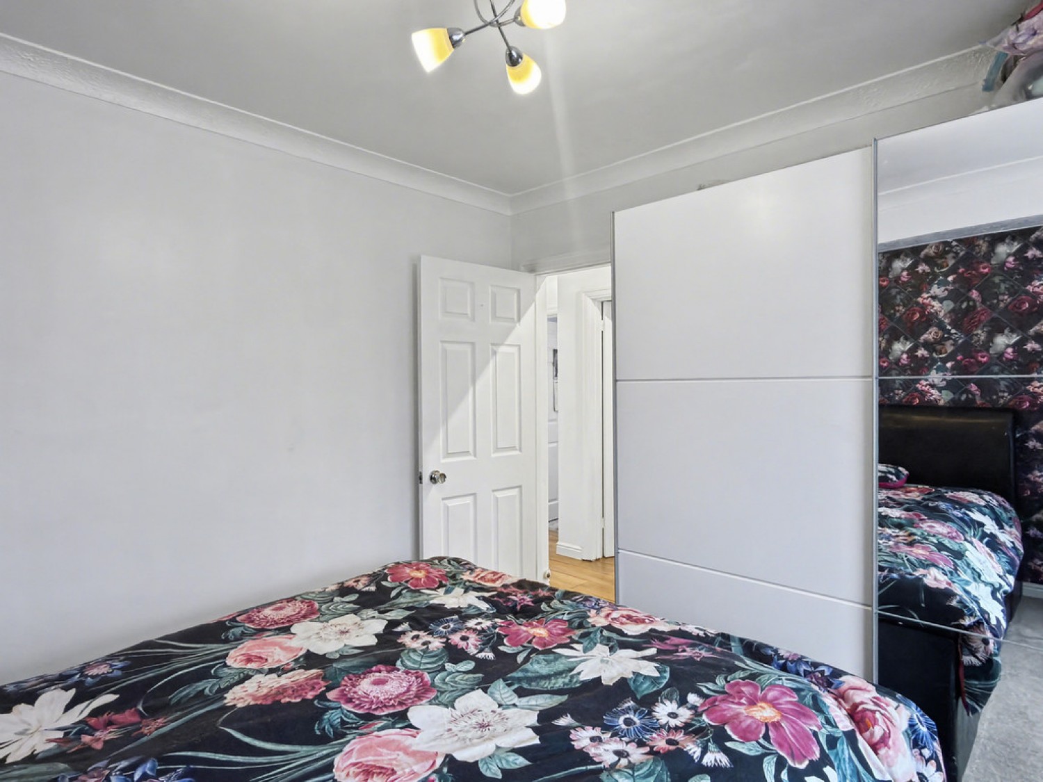 2 bedroom Flat for Sale Southill Road, Parkstone