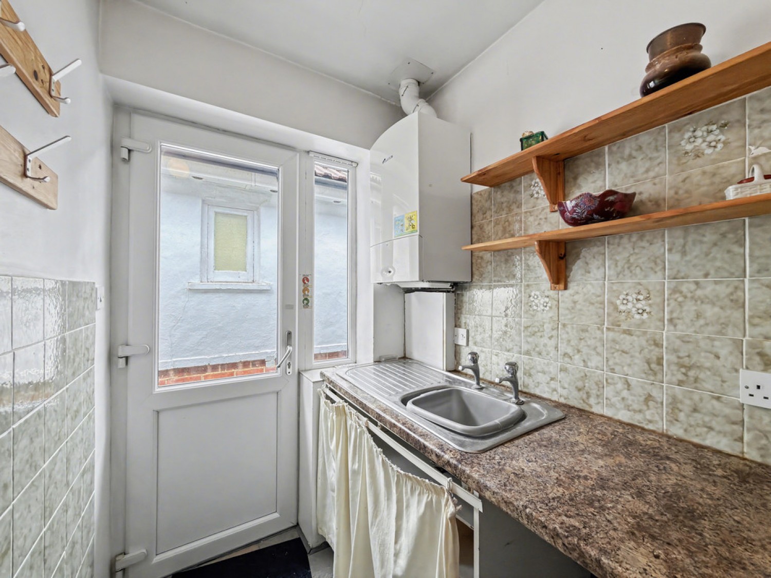 2 bedroom Bungalow for Sale Wayne Road, Parkstone