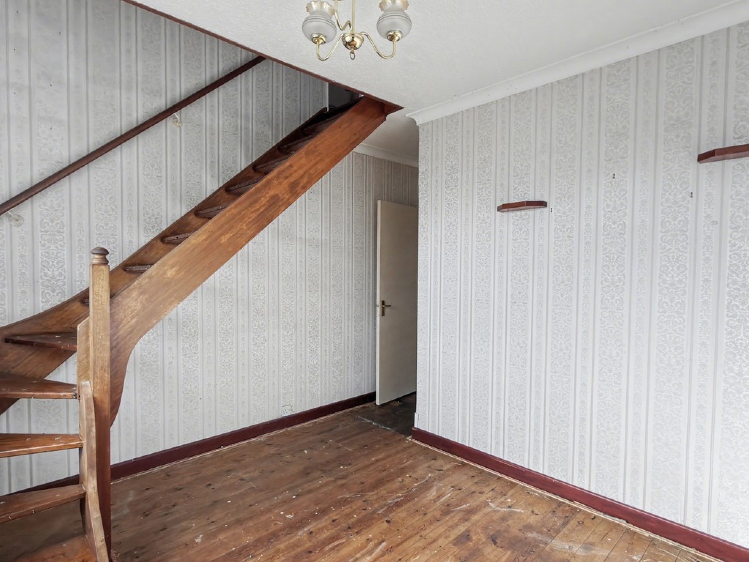 3 bedroom Bungalow in Woodstock Road, Poole