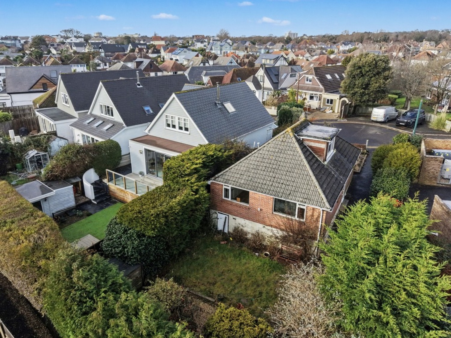 3 bedroom Bungalow in Woodstock Road, Poole