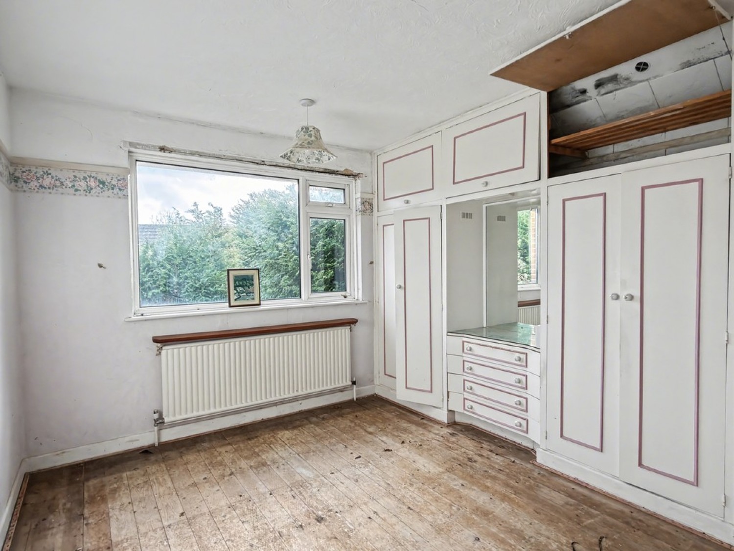 3 bedroom Bungalow in Woodstock Road, Poole