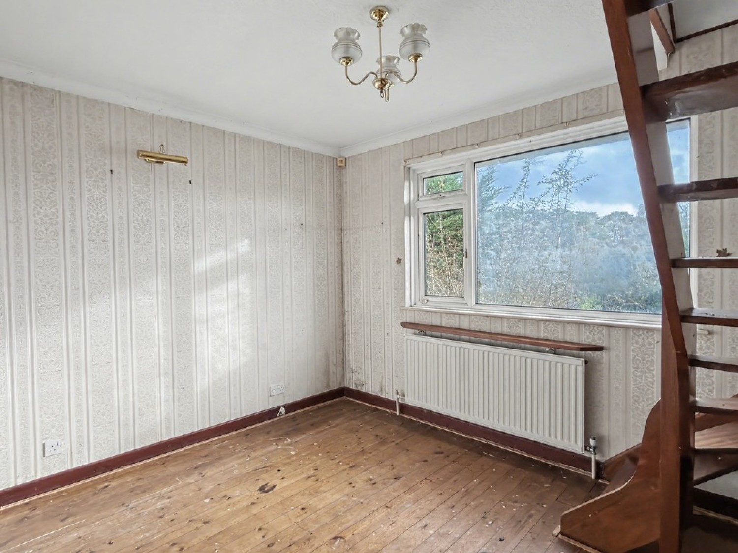 3 bedroom Bungalow in Woodstock Road, Poole