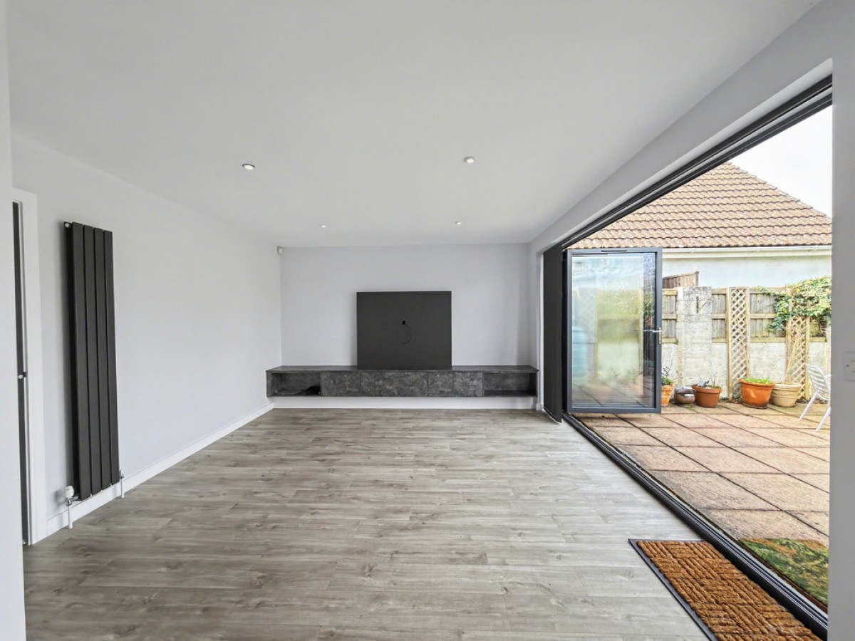 Hinchliffe Road, Poole