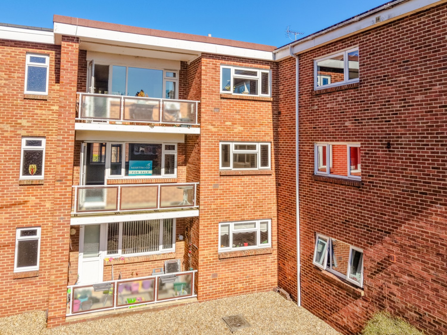 2 bedroom Flat for Sale Lower Parkstone, Dorset