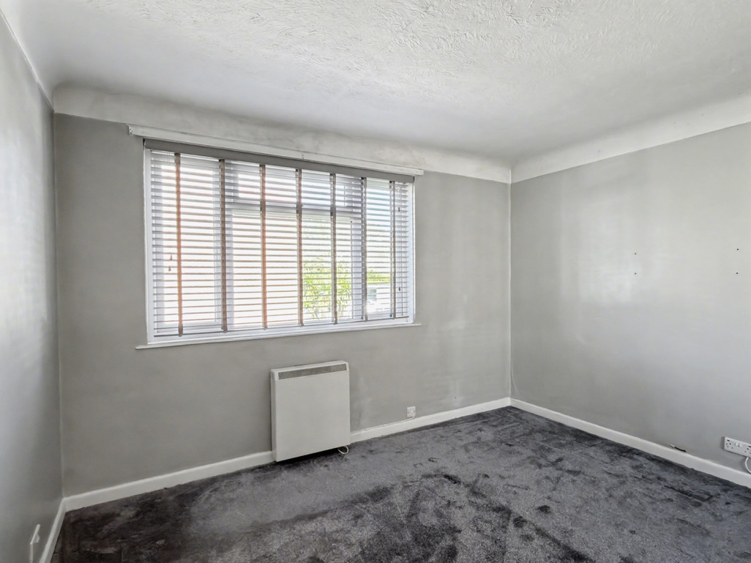 2 bedroom Flat for Sale Lower Parkstone, Dorset