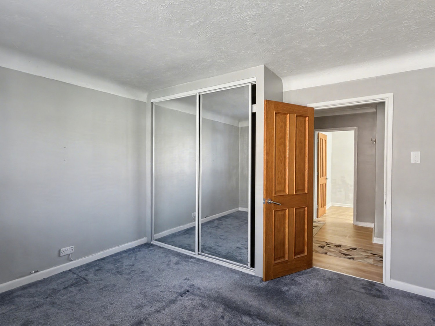 2 bedroom Flat for Sale Lower Parkstone, Dorset