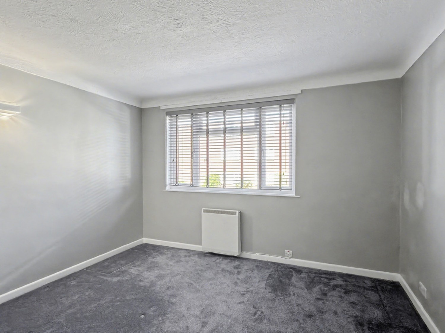 2 bedroom Flat for Sale Lower Parkstone, Dorset