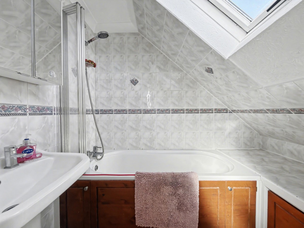 Anstey Road, Bear Cross