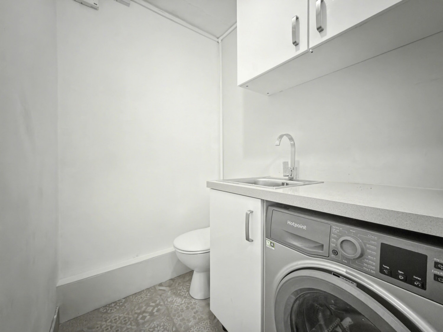 2 bedroom Flat for Sale Lagland Street,, Poole