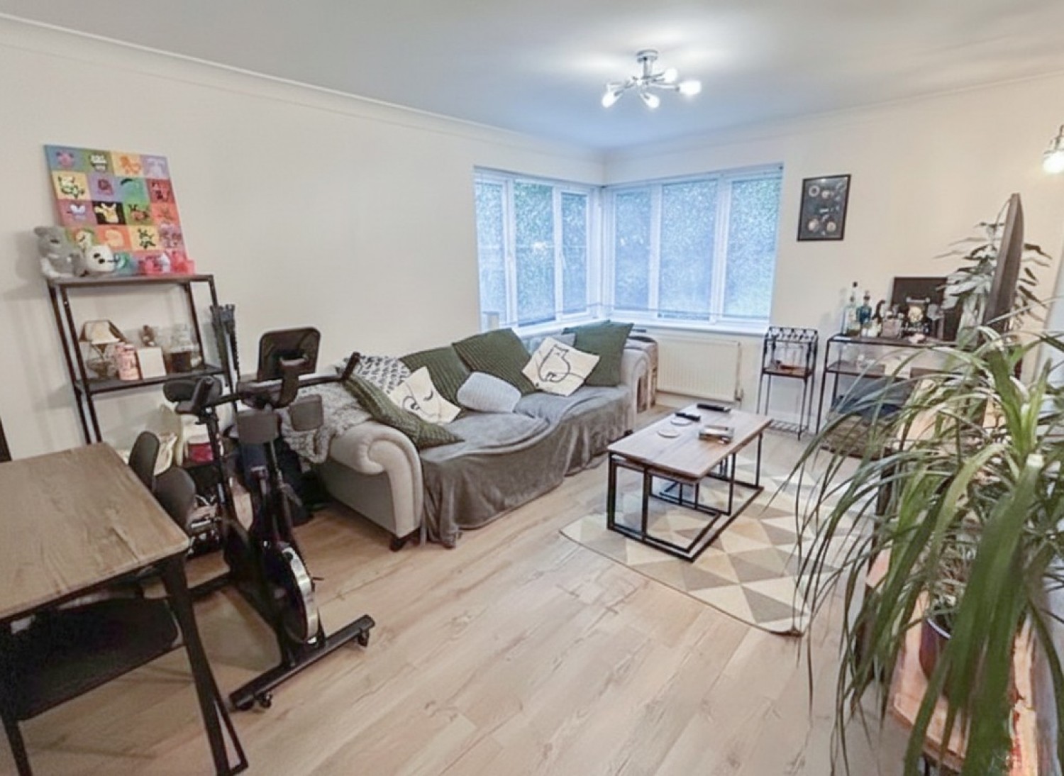 2 bedroom Flat for Letting Poole, Dorset