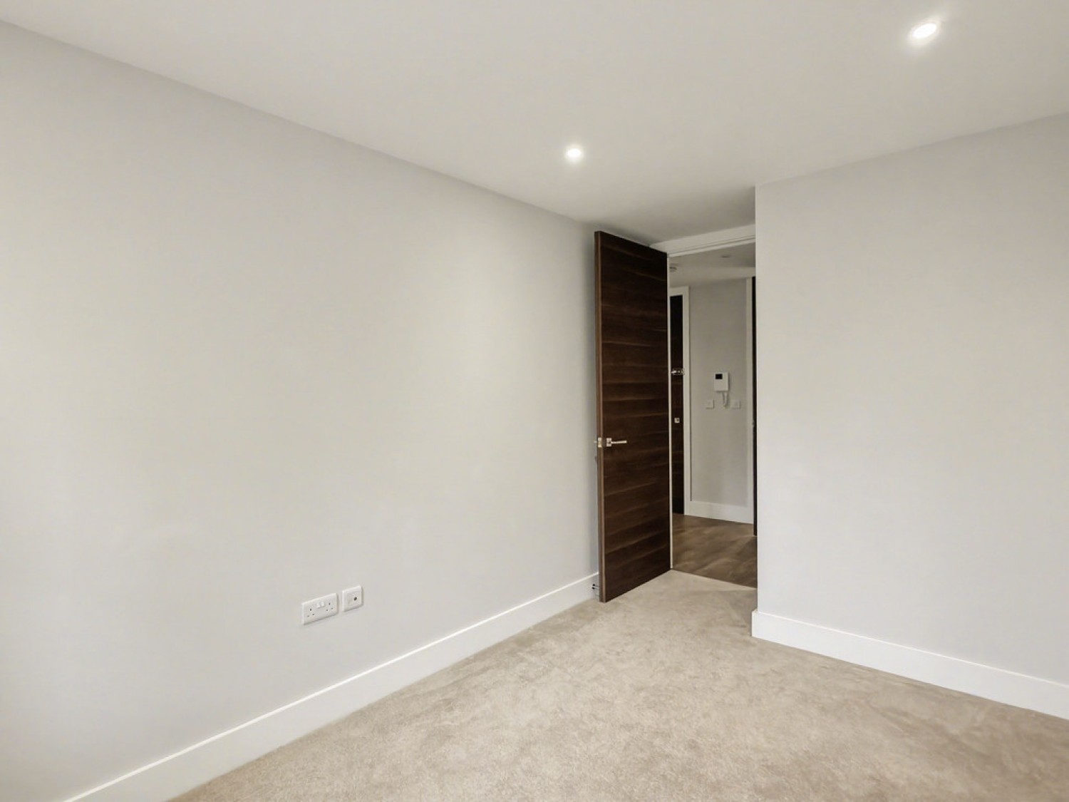 2 bedroom Flat for Sale Springfield Road, Poole