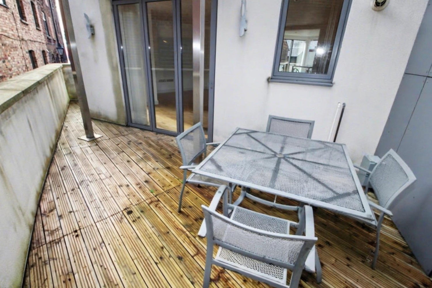 3 bedroom Flat in Strand Street, Poole Quay